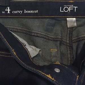 LOFT size 4 curvy bootcut jeans