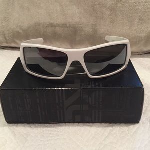 Authentic OAKLEY sunglasses
