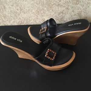 dolce vita black leather wedge sandals 10