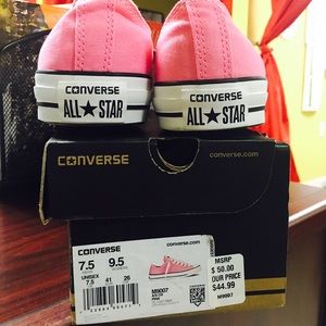 Women's size 9.5 brand new converse