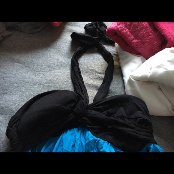 Dress - Picture 3 of 3