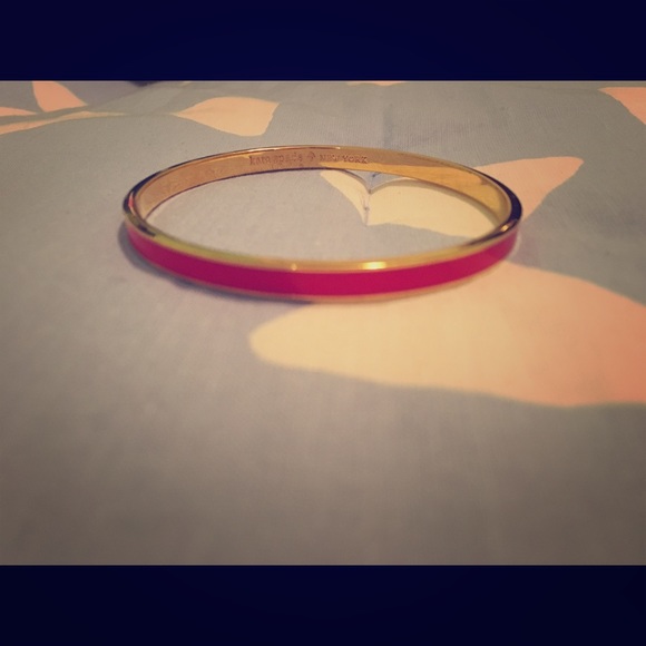 ✨Kate Spade 'from me to you' bangle ✨