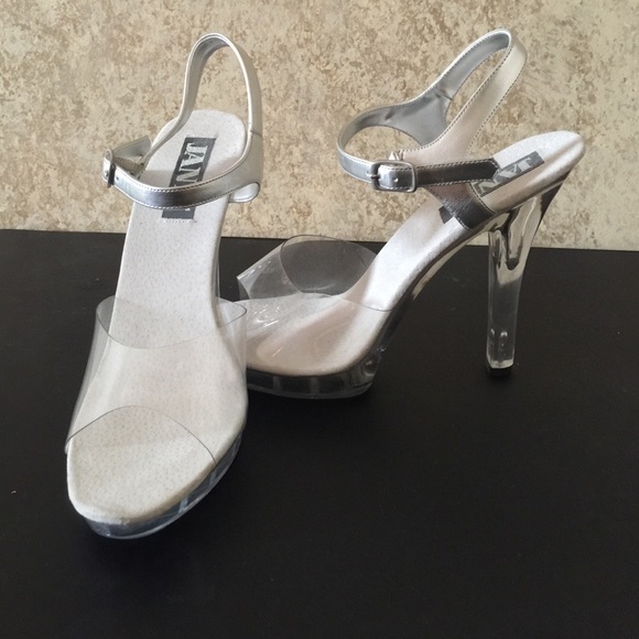 New Jane clear silver 4.5" heel open toe heels 10