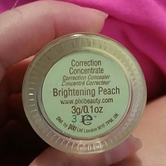 BRIGHTEN PEACH.concealer.MADE IN LONDON - Picture 1 of 2