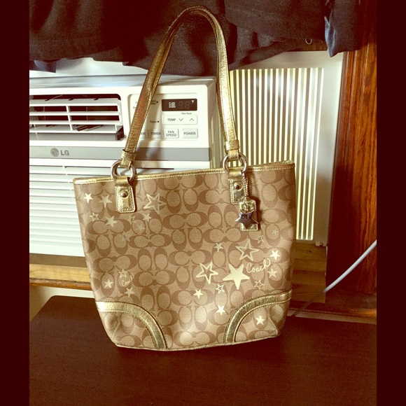 ✨Coach Chelsea Heritage Star Tote✨