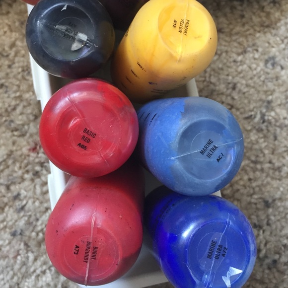 14 shades of MAC Micronized Airbrush makeup - Picture 4 of 4