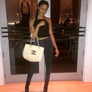 Meet your Posher, Jasmine