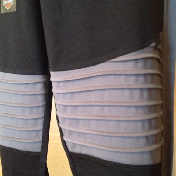 Black MOTO Leggings Harley-Davidson 2XL for the adventurous soul! EUC