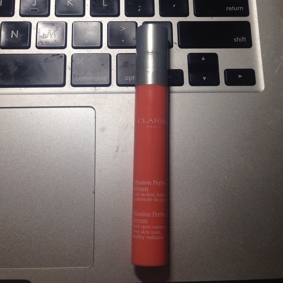 Clarins mission perfection serum