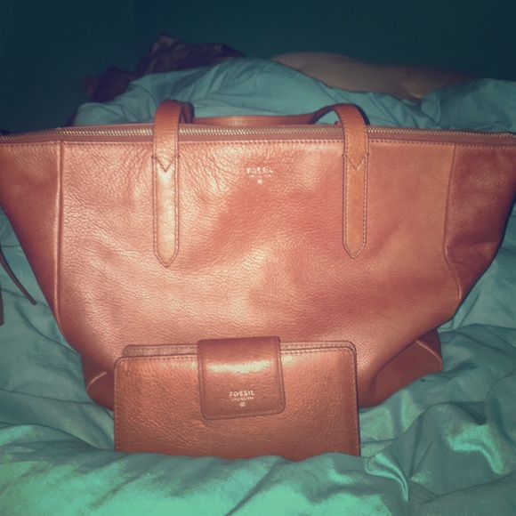 Fossil wallet & purse