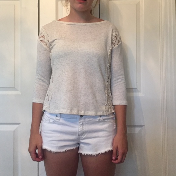 Long sleeved sweater