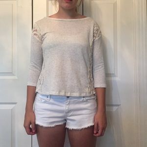 Long sleeved sweater