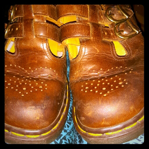 DR MARTENS Shoes