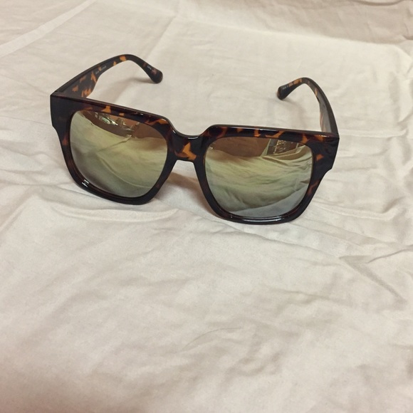 Quay sunglasses