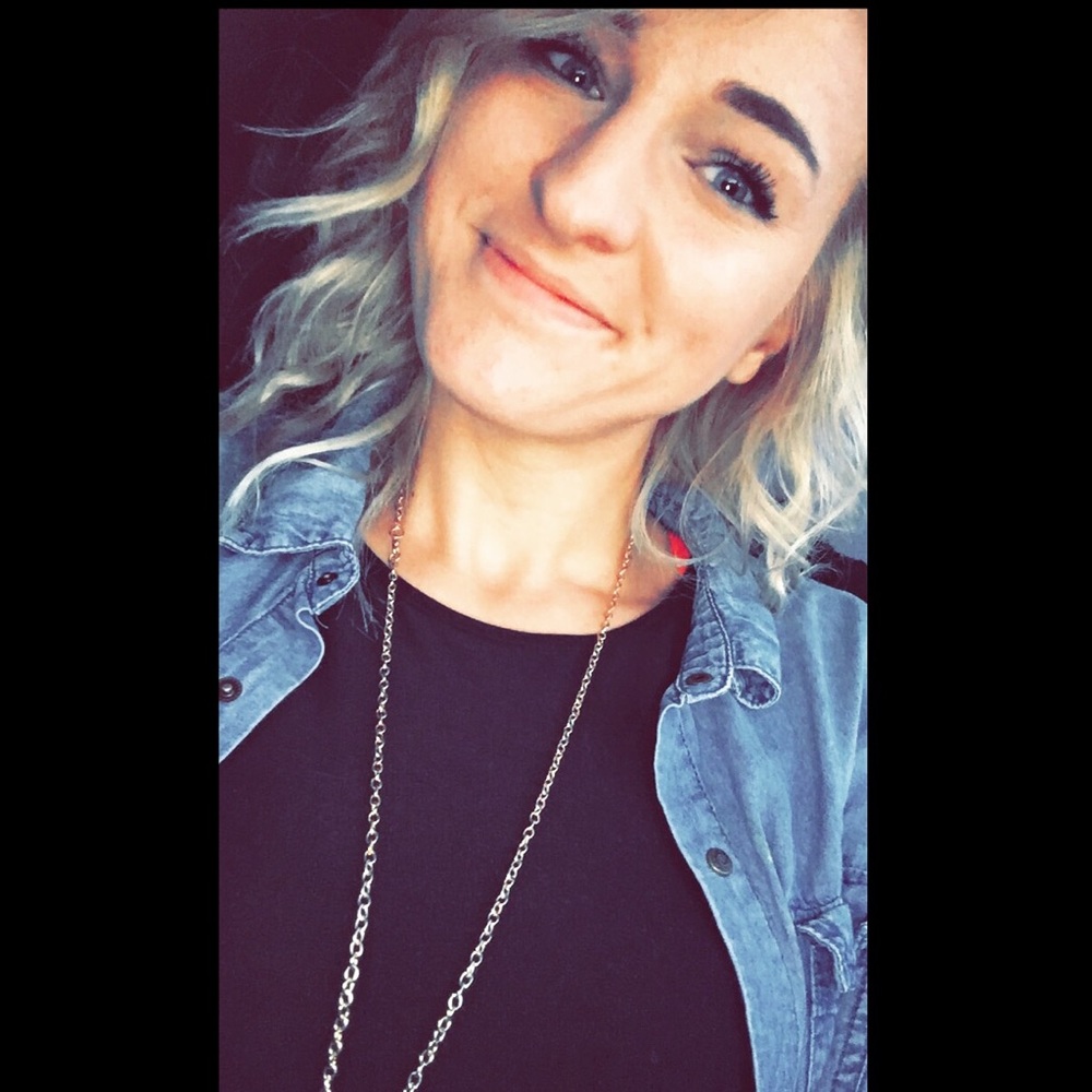 Meet your Posher, Ally