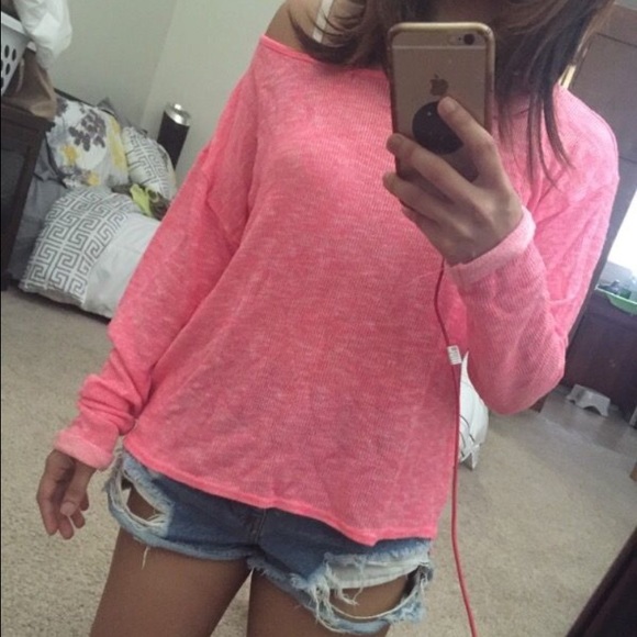 Long sleeves - Picture 1 of 1