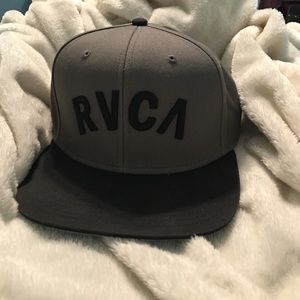 RVCA snap back hat