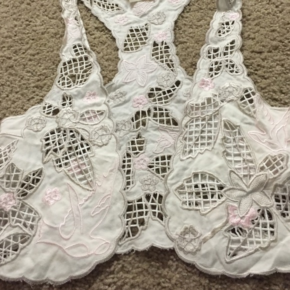 Vest - Picture 2 of 2