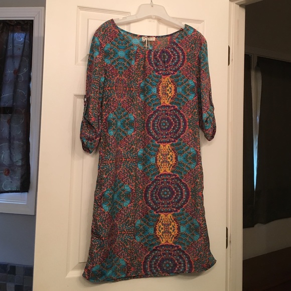 Ezra tunic size L in print with aqua accents - Picture 1 of 3