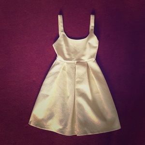 Cutest Yellow Zara dress