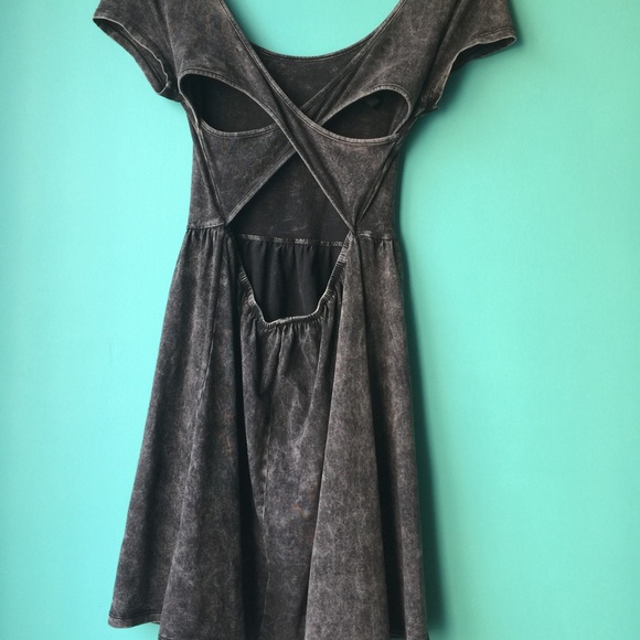 Acid wash skater dress with cross cross back - Picture 2 of 2