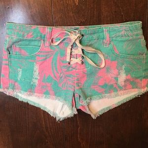 ❌❌SOLD❌❌ Ocean Drive Clothing Co. Short Shorts✨