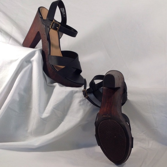 ❌❌SOLD❌❌ - Picture 2 of 4