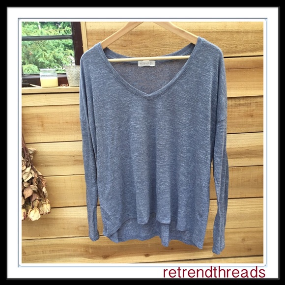Super soft, long sleeved top! - Picture 4 of 6