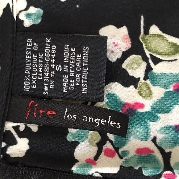 🚨🚨SOLD🚨🚨Floral Print Dress - Picture 2 of 3