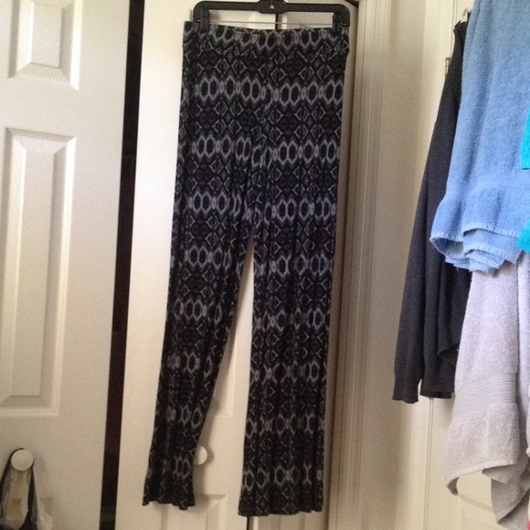 Soft, flowing flare pants with indie design