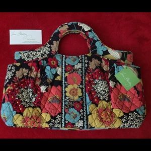 Vera Bradley floral satchel closing closet sale Vera Bradley floral satchel closing closet sale