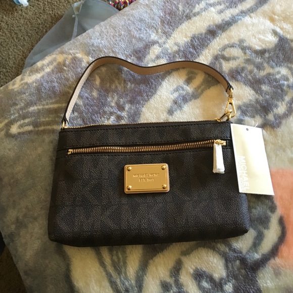 Michael Kors Wristllet NWT