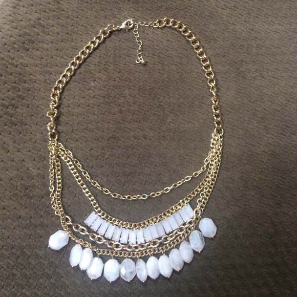 Gold/light pink statement necklace
