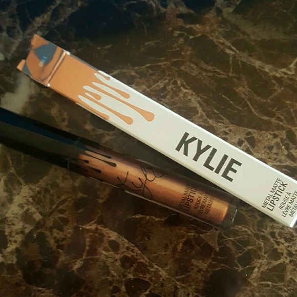 Kylie king k