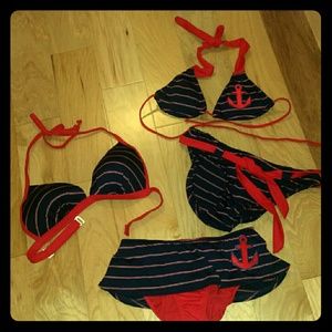 NWOT Venus 4pc Mix and Match Bikini Set