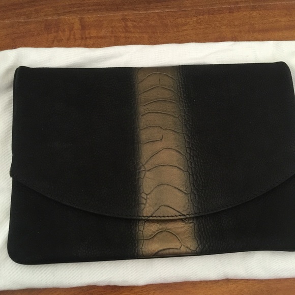 Yves Saint Laurent Clutches