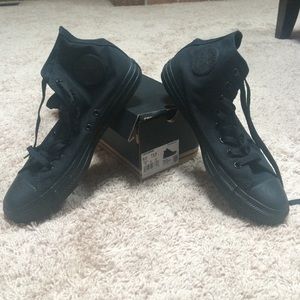 Unisex black monochrome chuck Taylor's