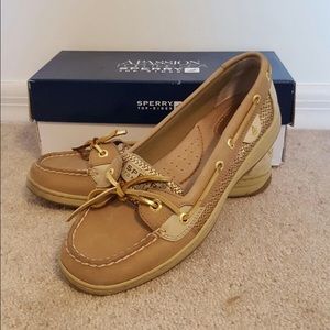 Angelfish Linen/ Gold Glitter Sperry's