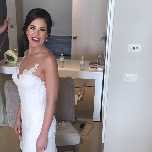 Meet your Posher, Anna - Picture 1 of 1