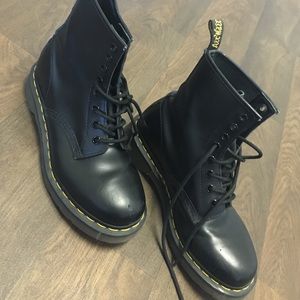 DR. Martens boots