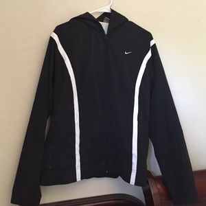 MAKE AN OFFER‼️ Nike Hooded Jacket