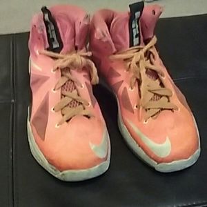 Orange nikey high tops