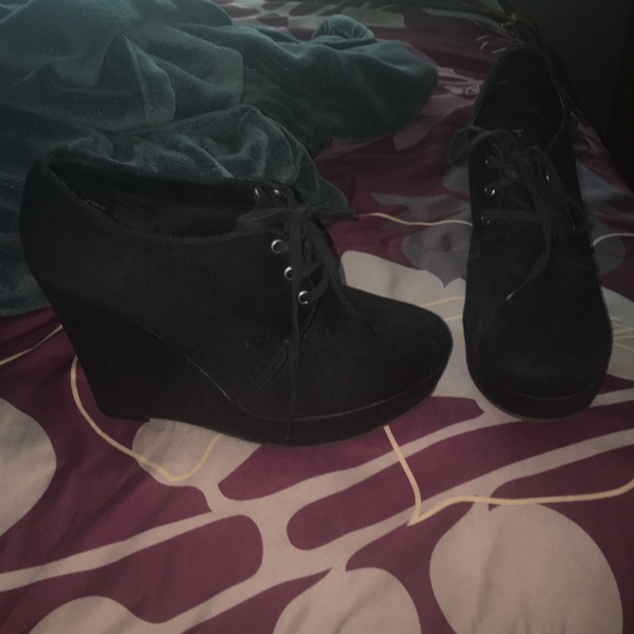 Black wedge booties