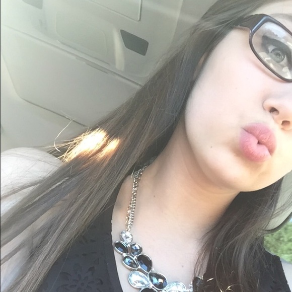 Meet your Posher, Brinkley - Picture 2 of 2