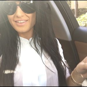 Meet your Posher, Stefani