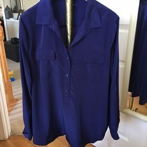 ✨Silky Button Down✨