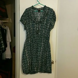 Ditzy print bubble hem dress