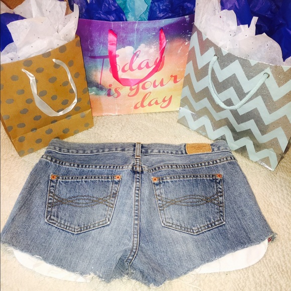 Abercrombie & Fitch Denim Shorts - Picture 2 of 2