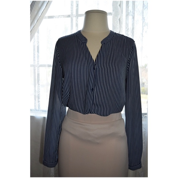 Stripe Navy Blue blouse - Picture 2 of 3