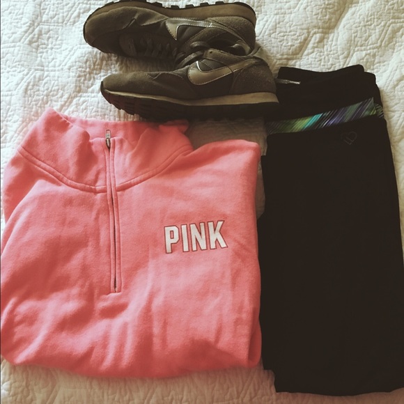 PINK Victoria's Secret Sweaters - Victoria Secret - PINK workout sweater hoodie